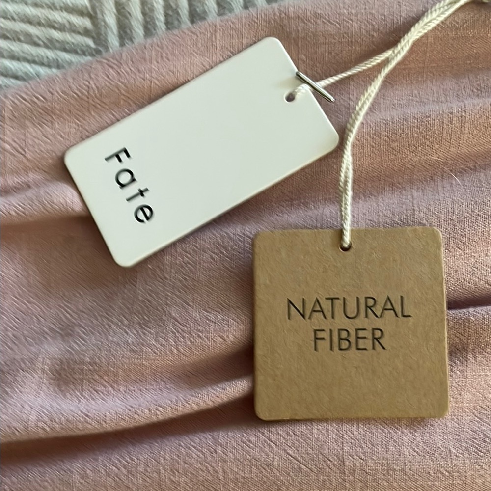 Elegant Pink Women's top and joggers - Picture 5 of 10